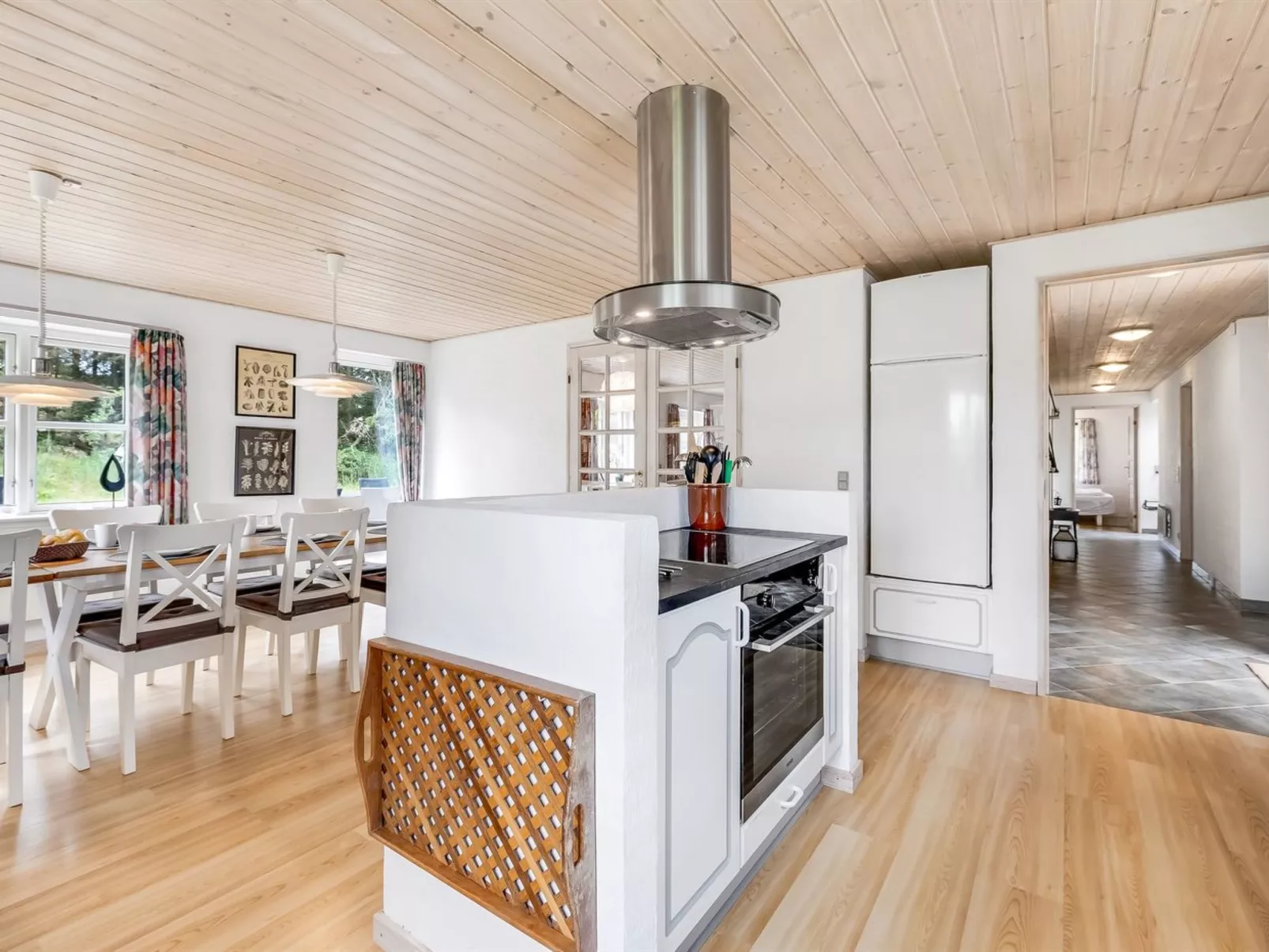 "Marlise" - 2.5km from the sea-Binnen