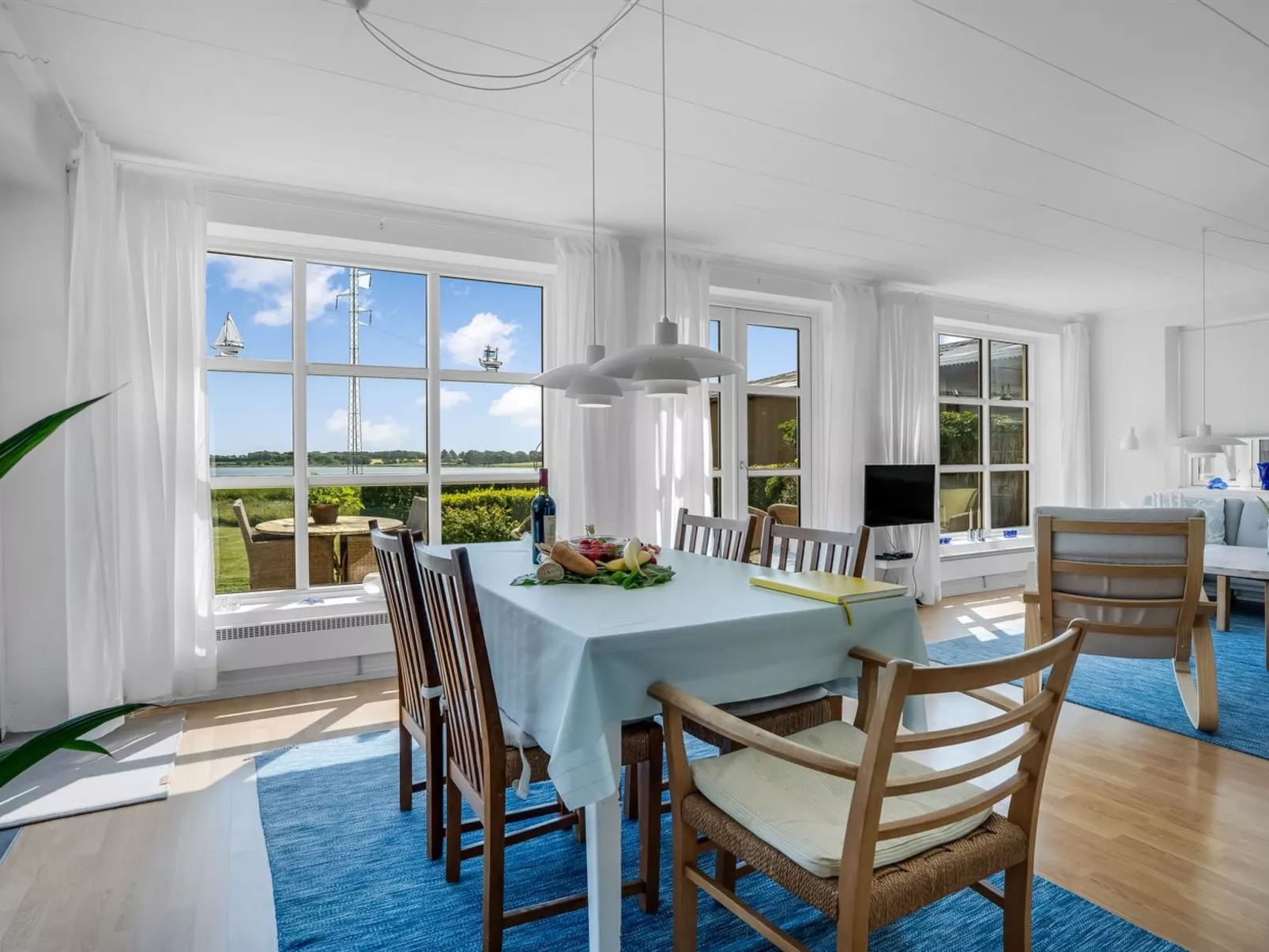 "Jurien" - 50m to the fjord - Binnen