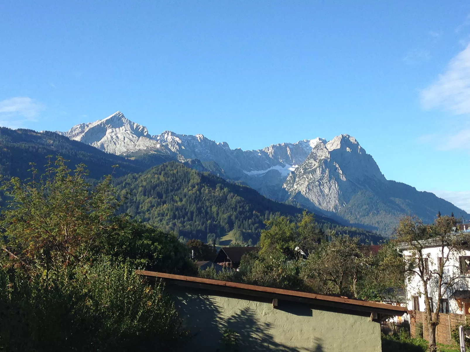 Tolles Ferienhaus in Garmisch-Partenkirchen mit Sonniger Terrasse - Omgeving