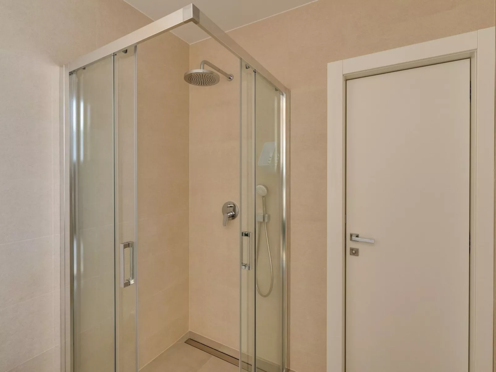 Neue moderne Villa "Smokva 1" mit Pool - Image-tags.info