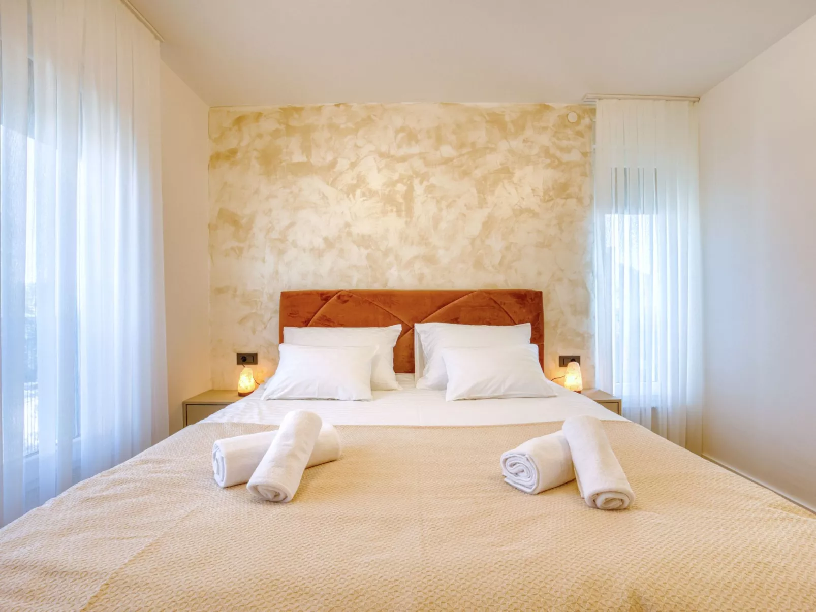 Villa Elena - Image-tags.info