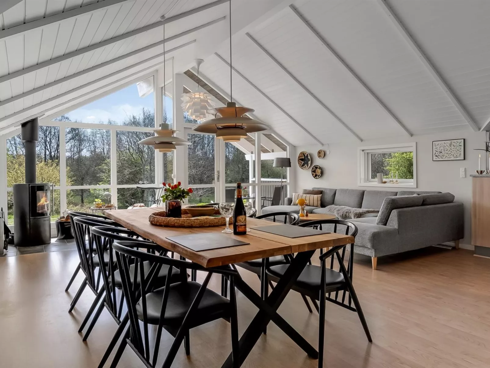 "Truels" - 30km from the sea - Binnen