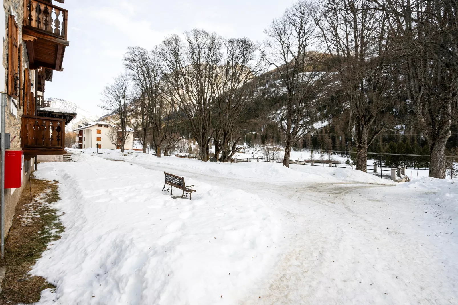 MONO 1 CERESOLE-Uitzicht winter