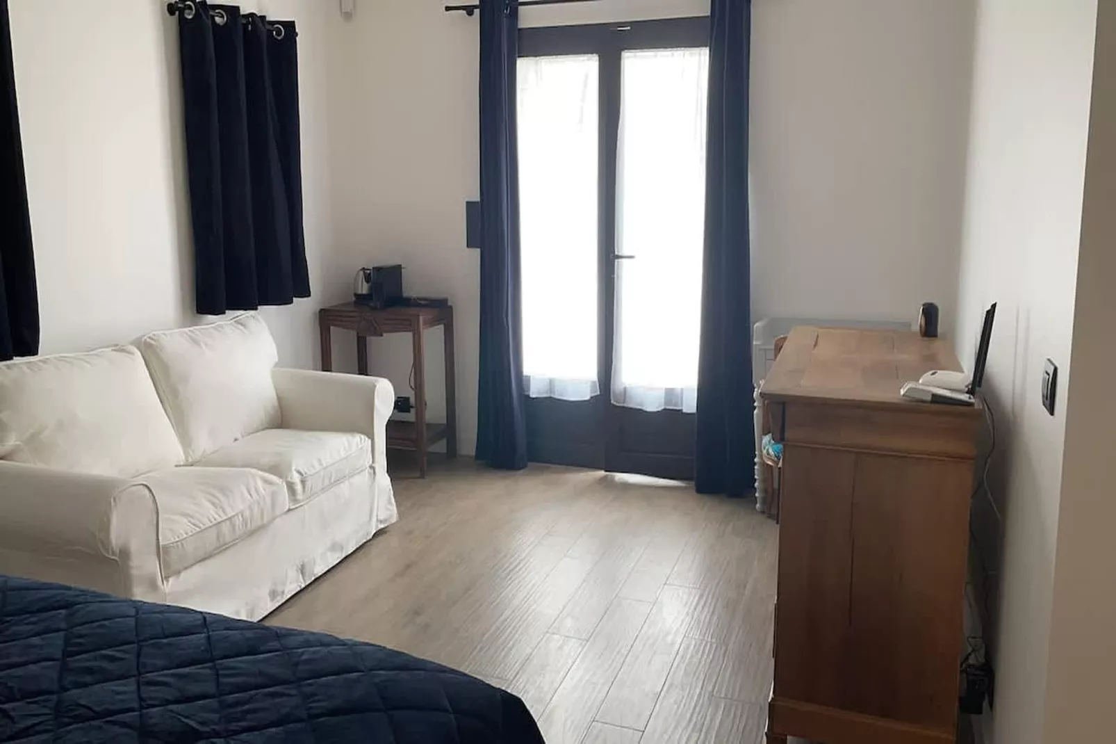 Charmant Mas Provençal avec piscine et jacuzzis-Woonkamer