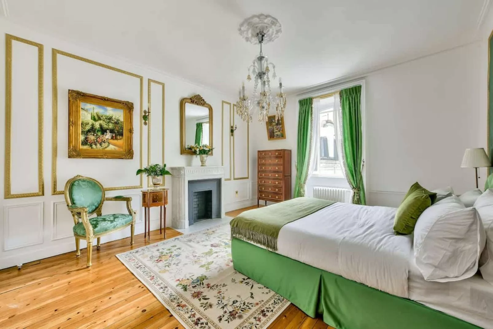 Noble demeure de luxe en plein coeur de Paris-Slaapkamer