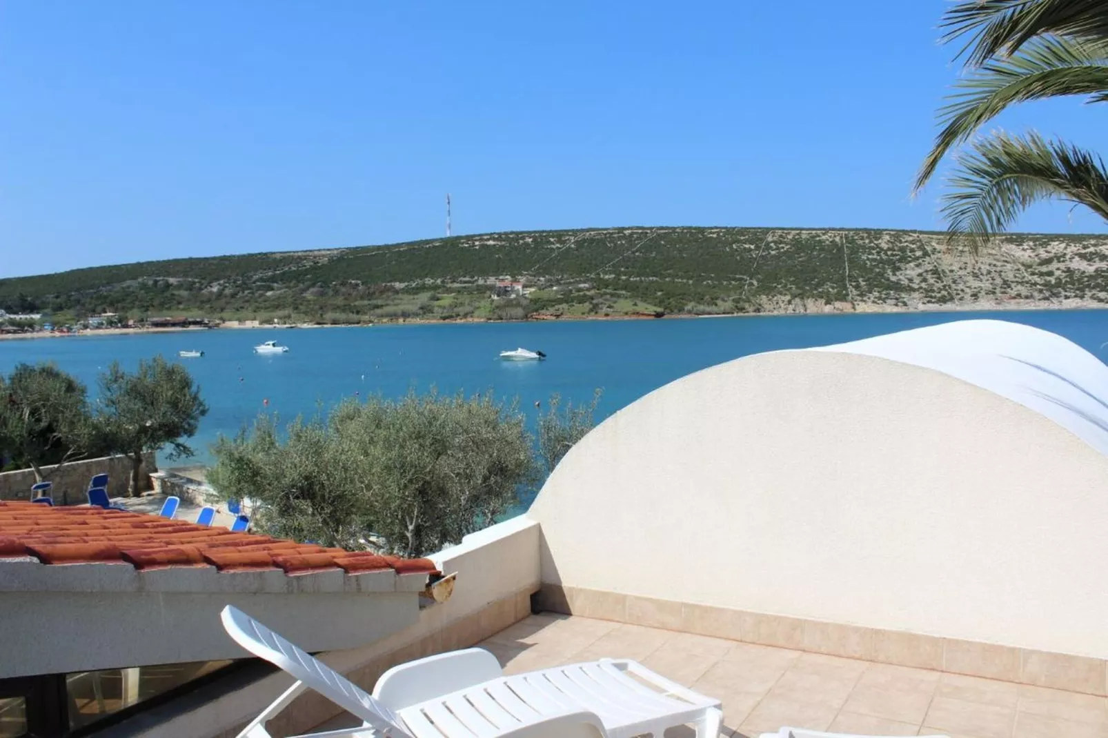 Sv Marija1 - Ferienwohnung 6 - Typ 4plus2 - Uitzicht zomer