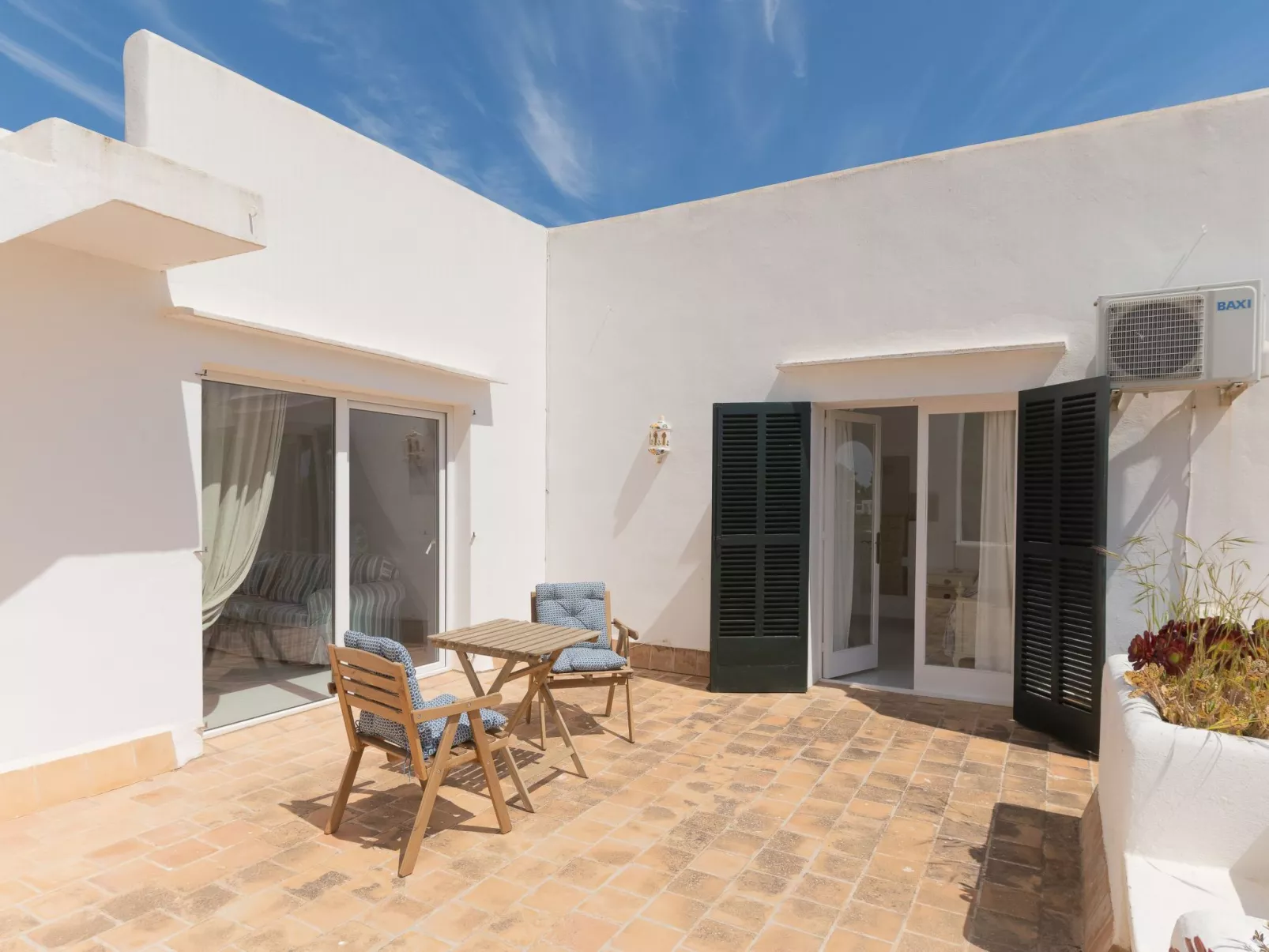 Cristina Ferienhaus in Cala D'or mit Privatpool und Meerblick - Buiten