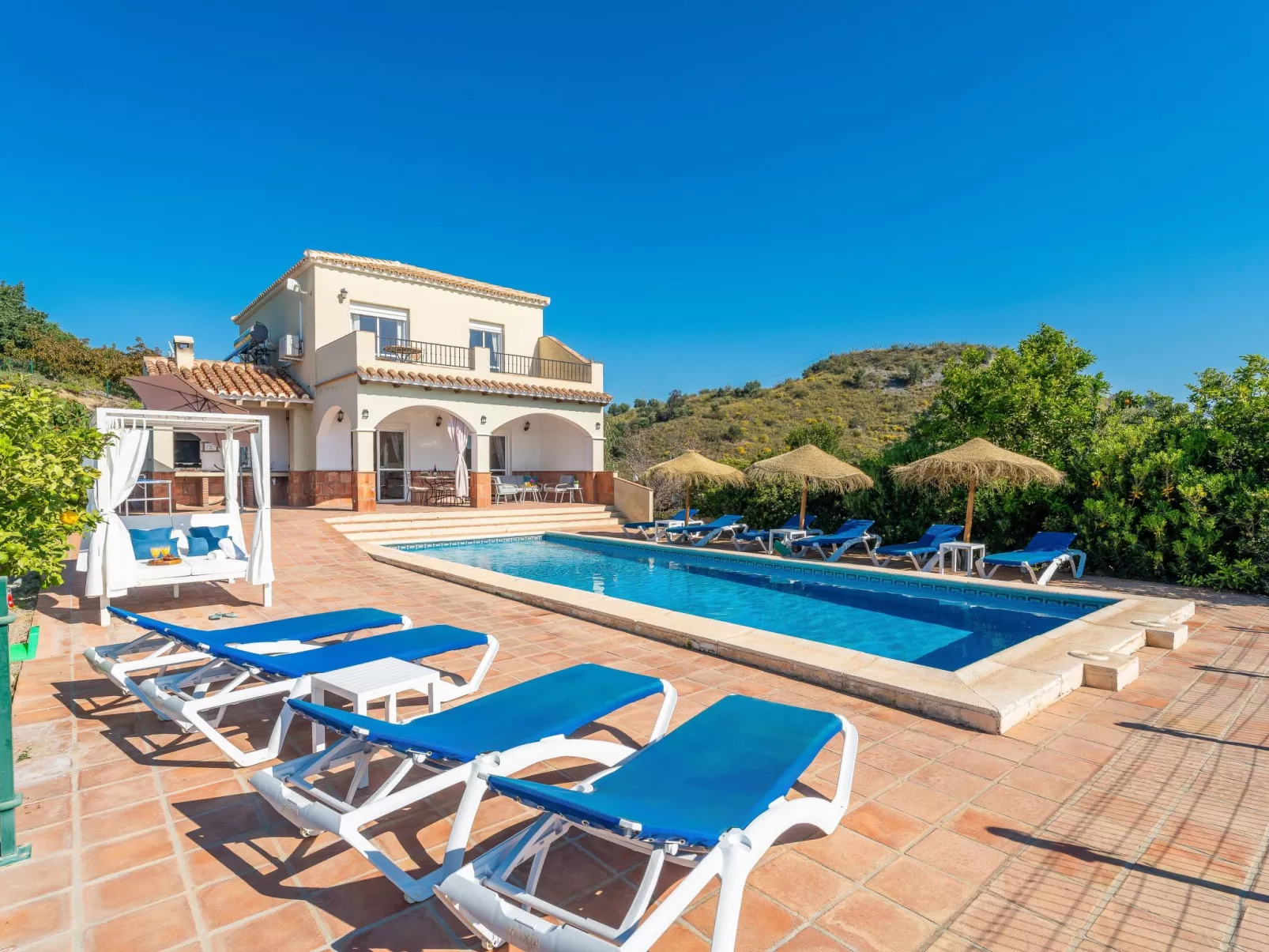 Villa Botin, beheizter Pool, AC, Meerblick - Image-tags.info