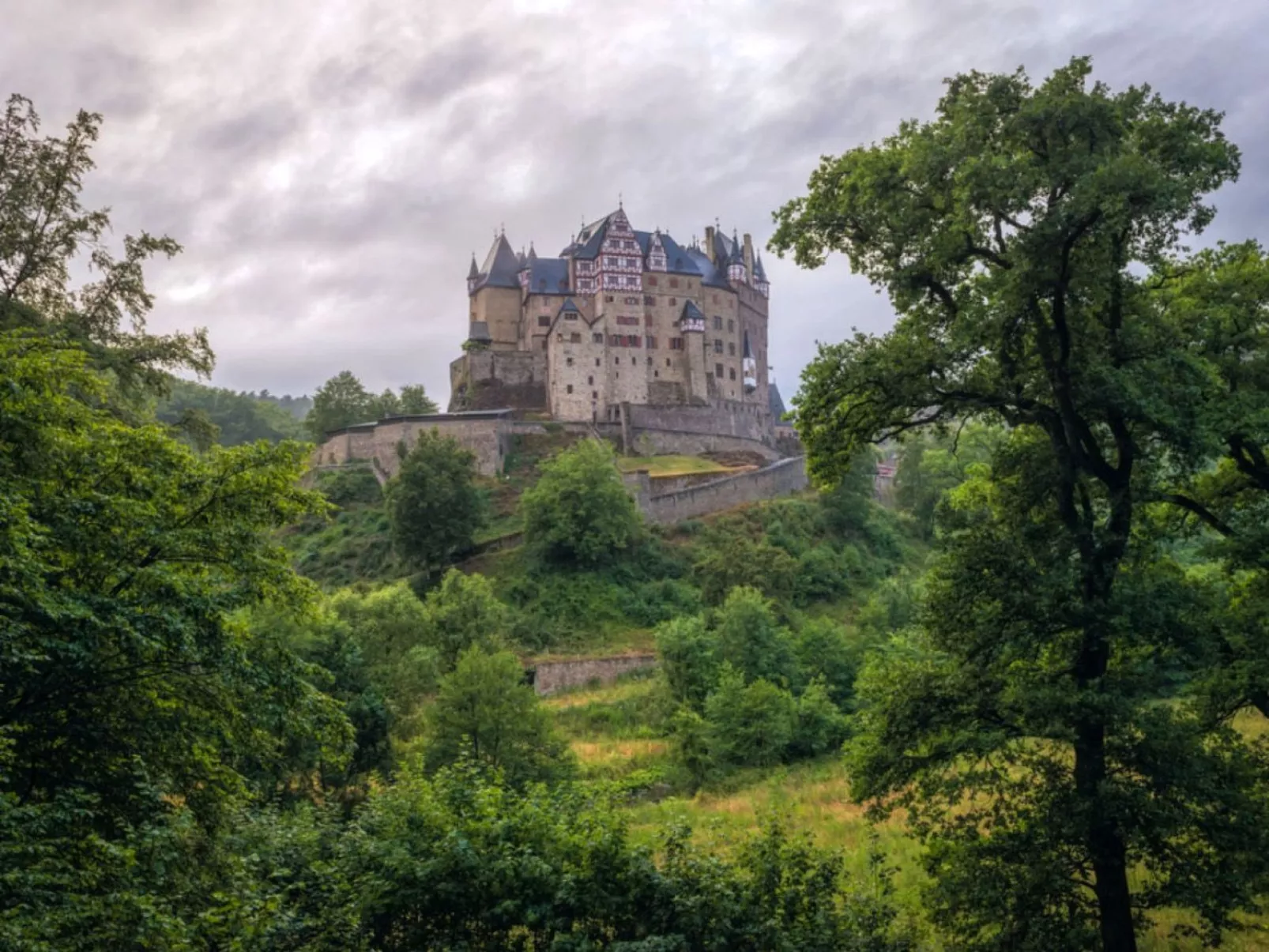 Gemütliche Ferienwohnung in Alt-Saarbrücken mit Terrasse - Image-tags.info