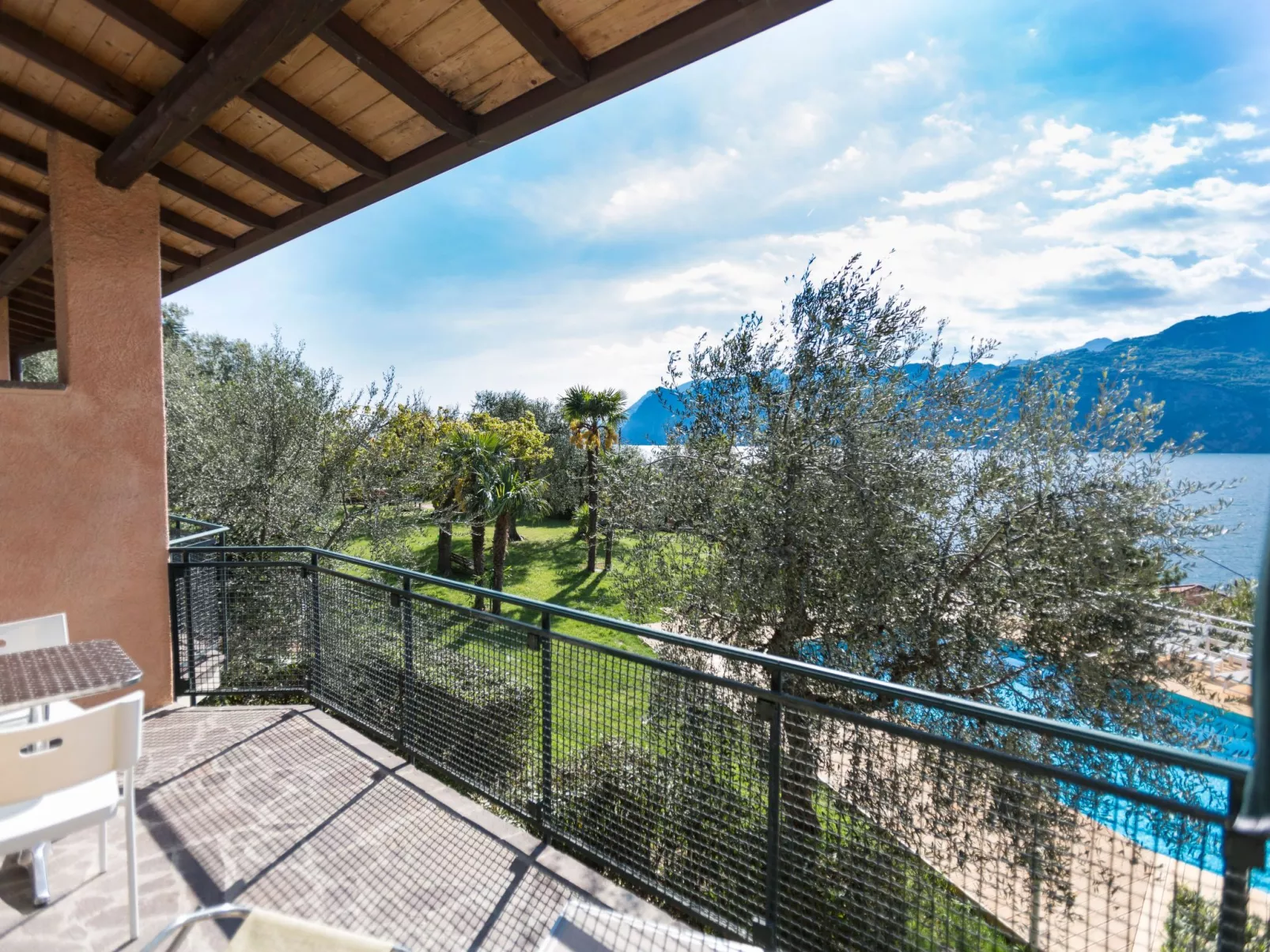 Studio mit Seeblick, BBQ und Gemeinschaftspool - Image-tags.info