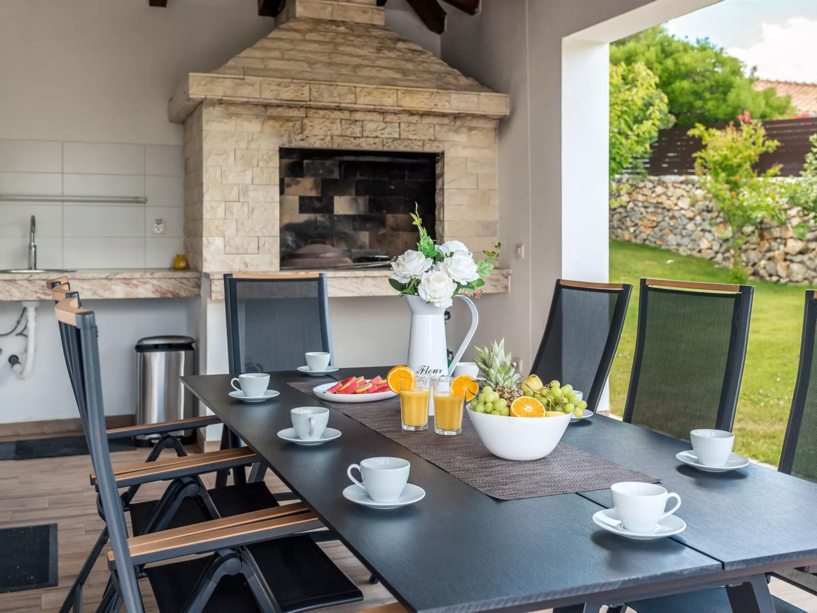 Villa Sunrise - Buiten