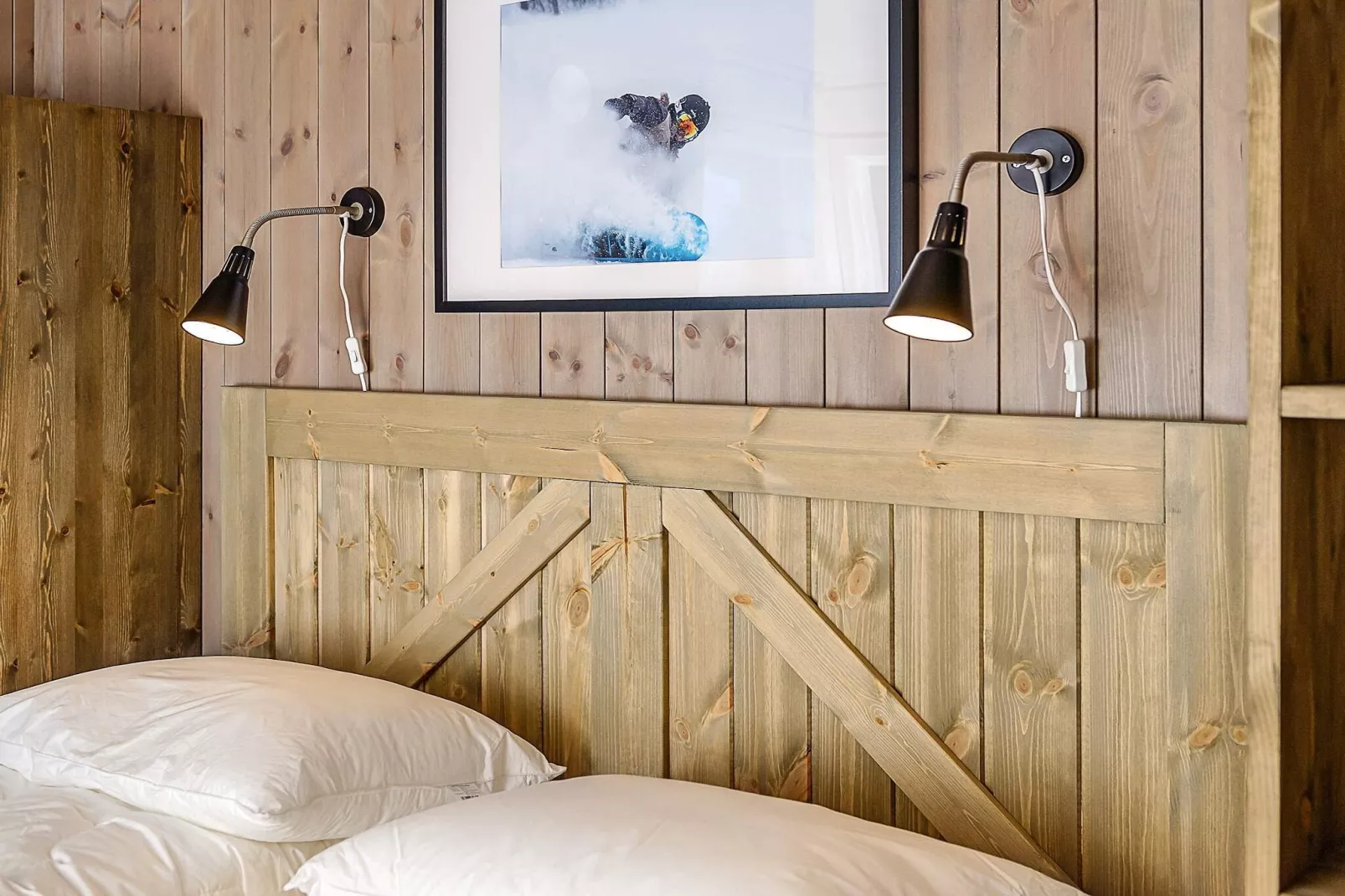 Stijlvolle Cabin Retreat in Varden-By Traum-Binnen