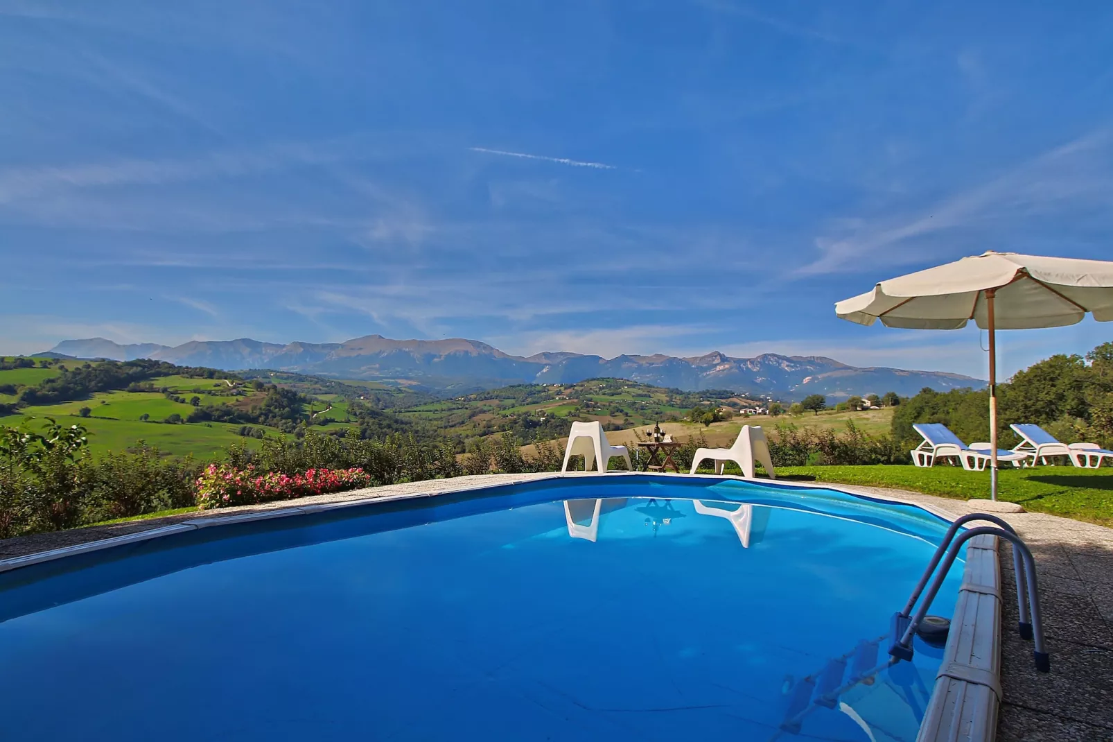 Villa Arianna-Zwembad