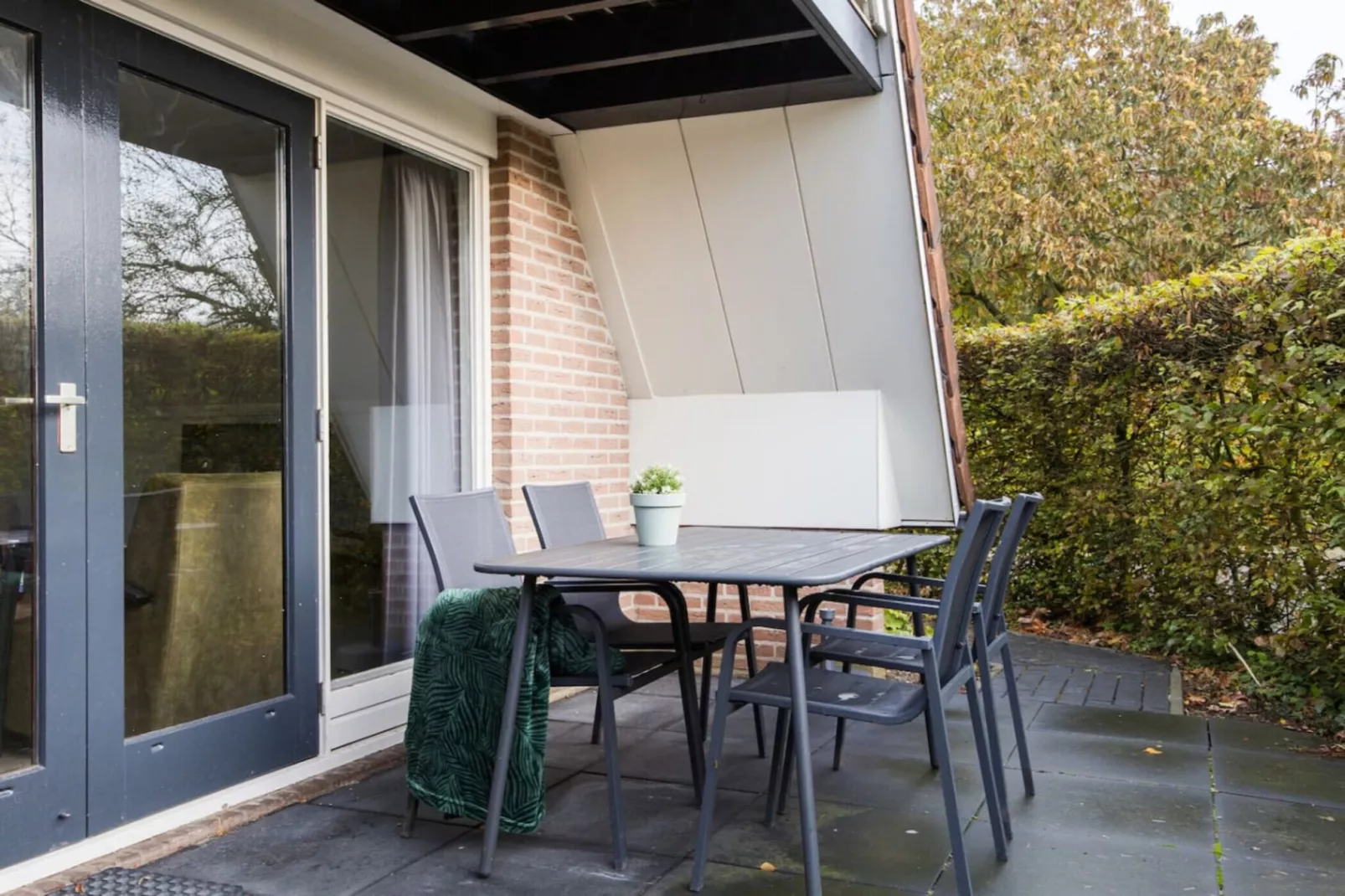 118 | Rietzanger | Sfeervol ingerichte bungalow-Terrasbalkon