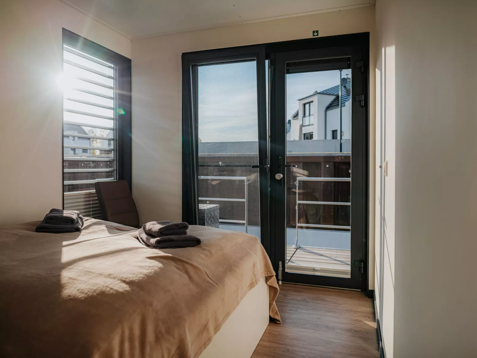 Sealoft auf der Ostsee Floatinghouse Trinity - Image-tags.info