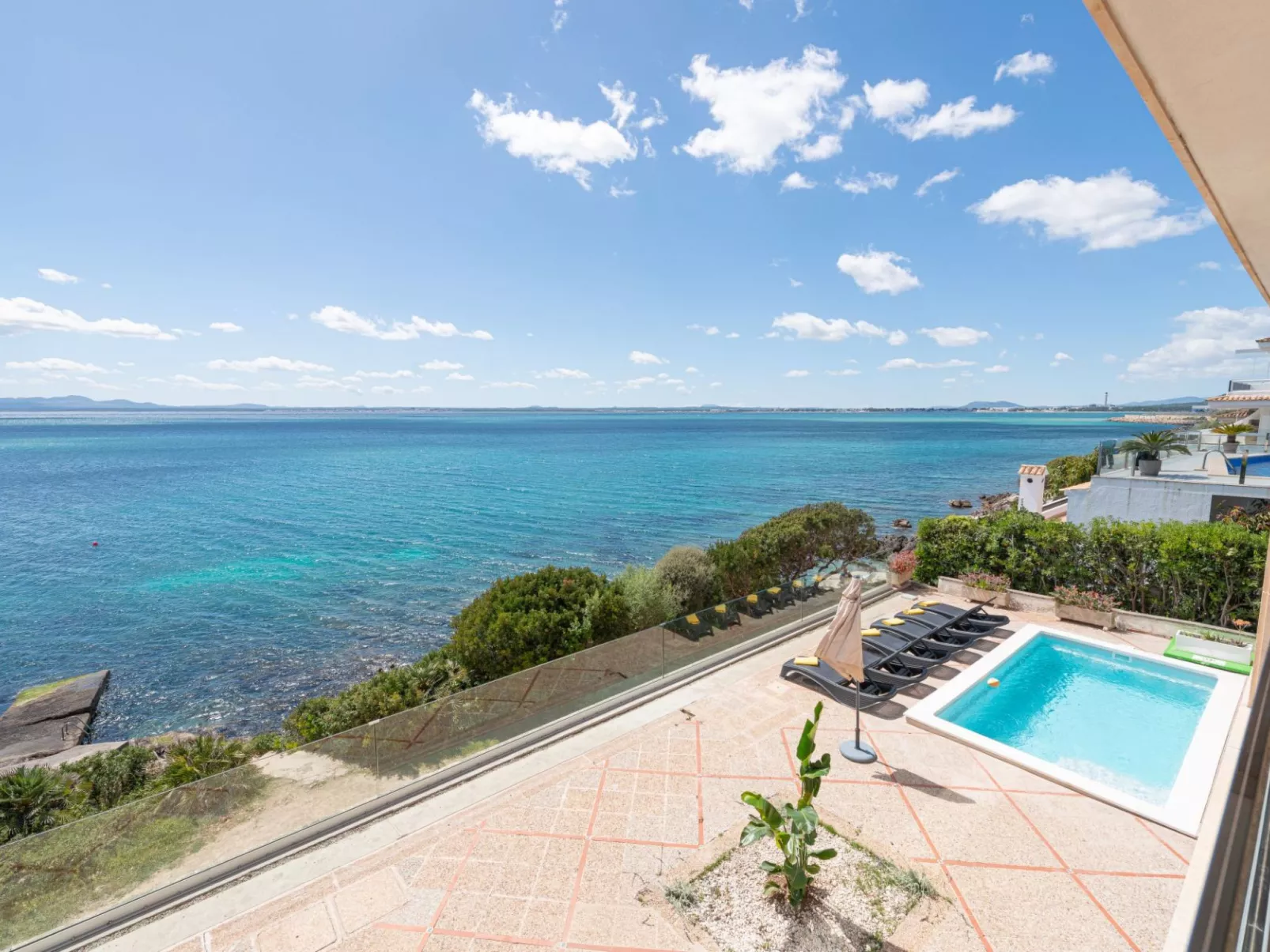 Verträumte Villa mit privatem Pool und Liegewiese - Image-tags.info