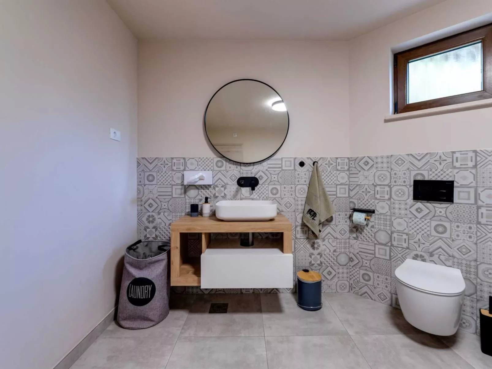 Ferienvilla mit Pool, ruhige Aria - Image-tags.info