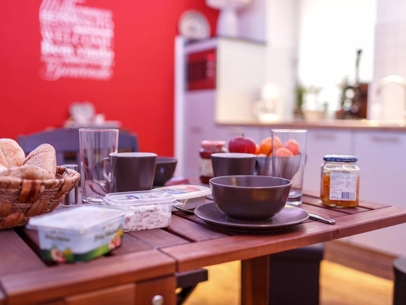 In Berliner Innenstadt, Siegessäule-Nähe - Binnen