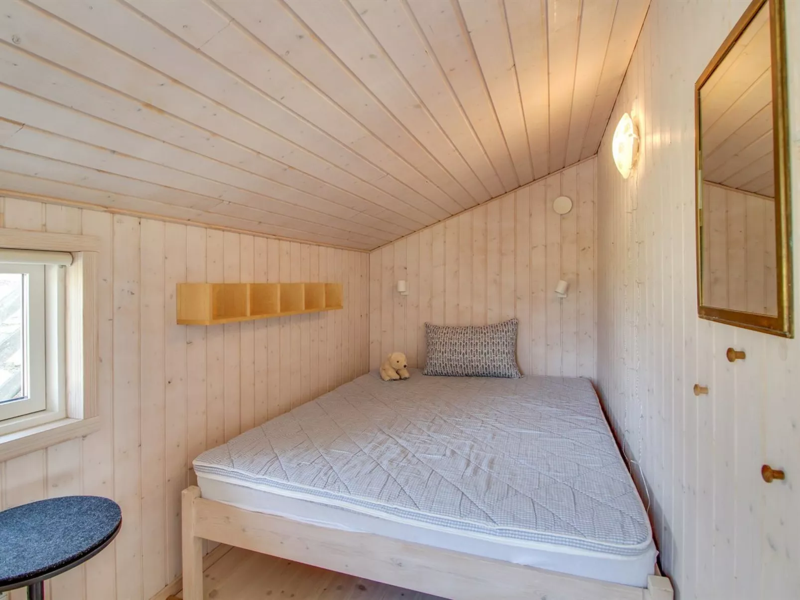 "Lilla" - 120m from the sea - Binnen