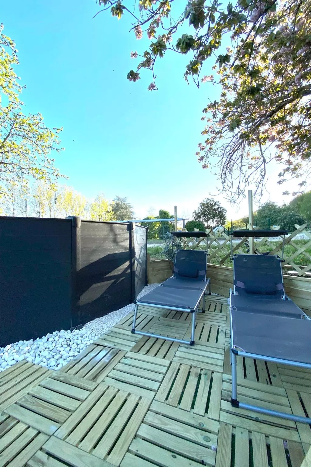 In Chouzy-Sur-Cisse mit Grill, Terrasse und Garten - Image-tags.info