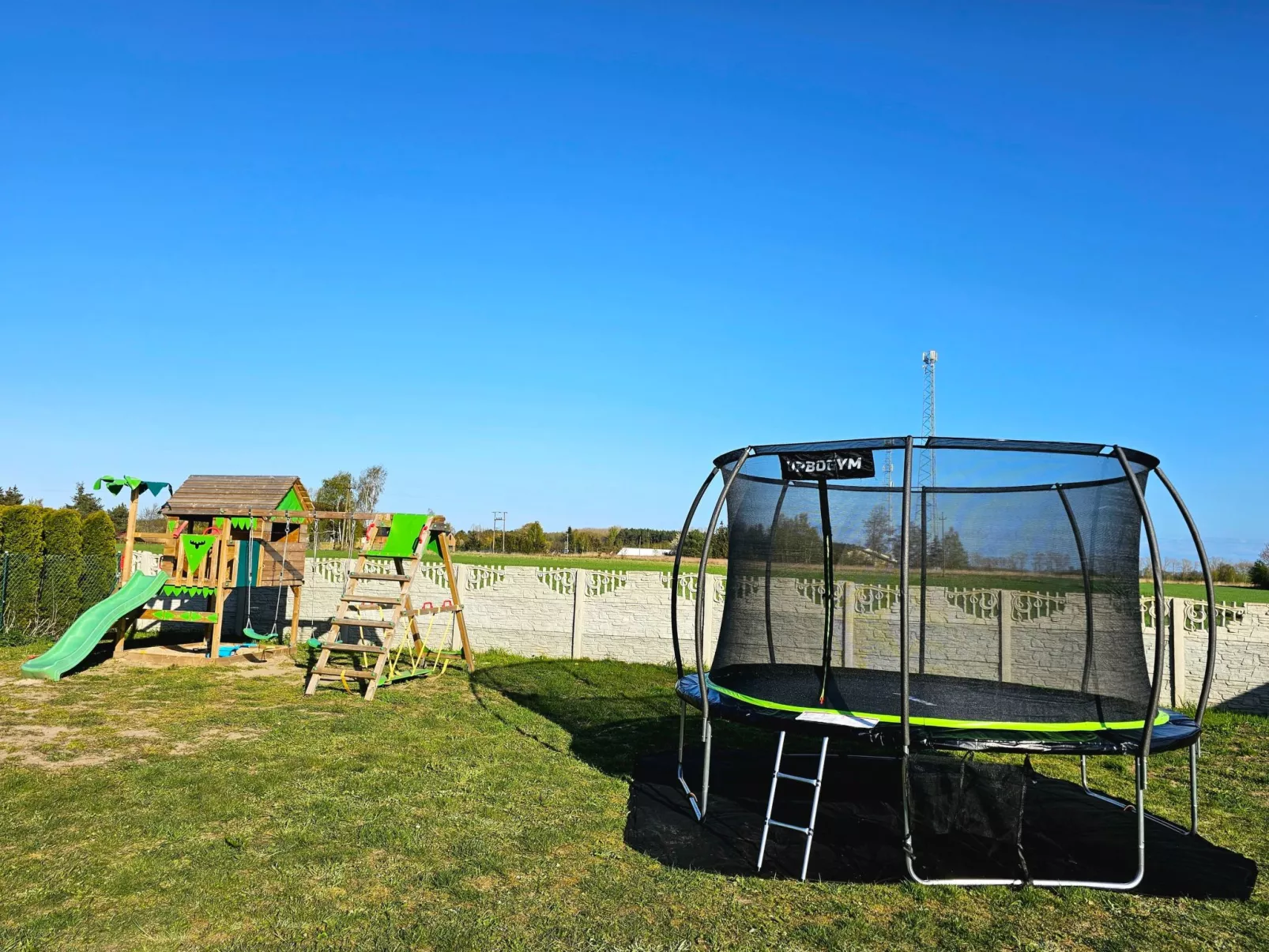 Landhaus mit Garten, Grill und Terrasse - Image-tags.info