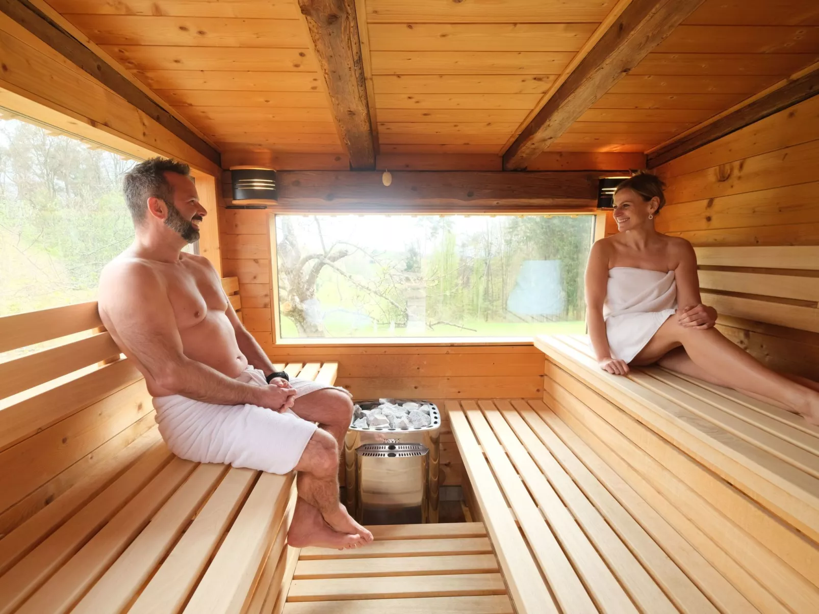 Appartement Apollo in der Wohlfühloase am Trausdorfberg mit Sauna Whirlpoolnutz-Image-tags.info