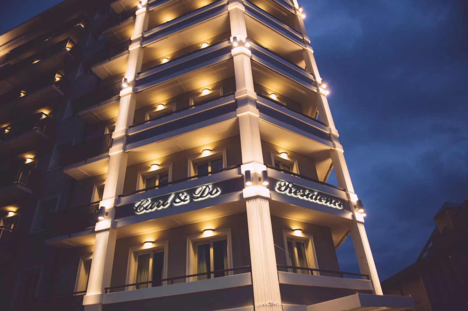 Residence Carl & Do Baveno-Bilo Deluxe Lake View-Buitenkant zomer