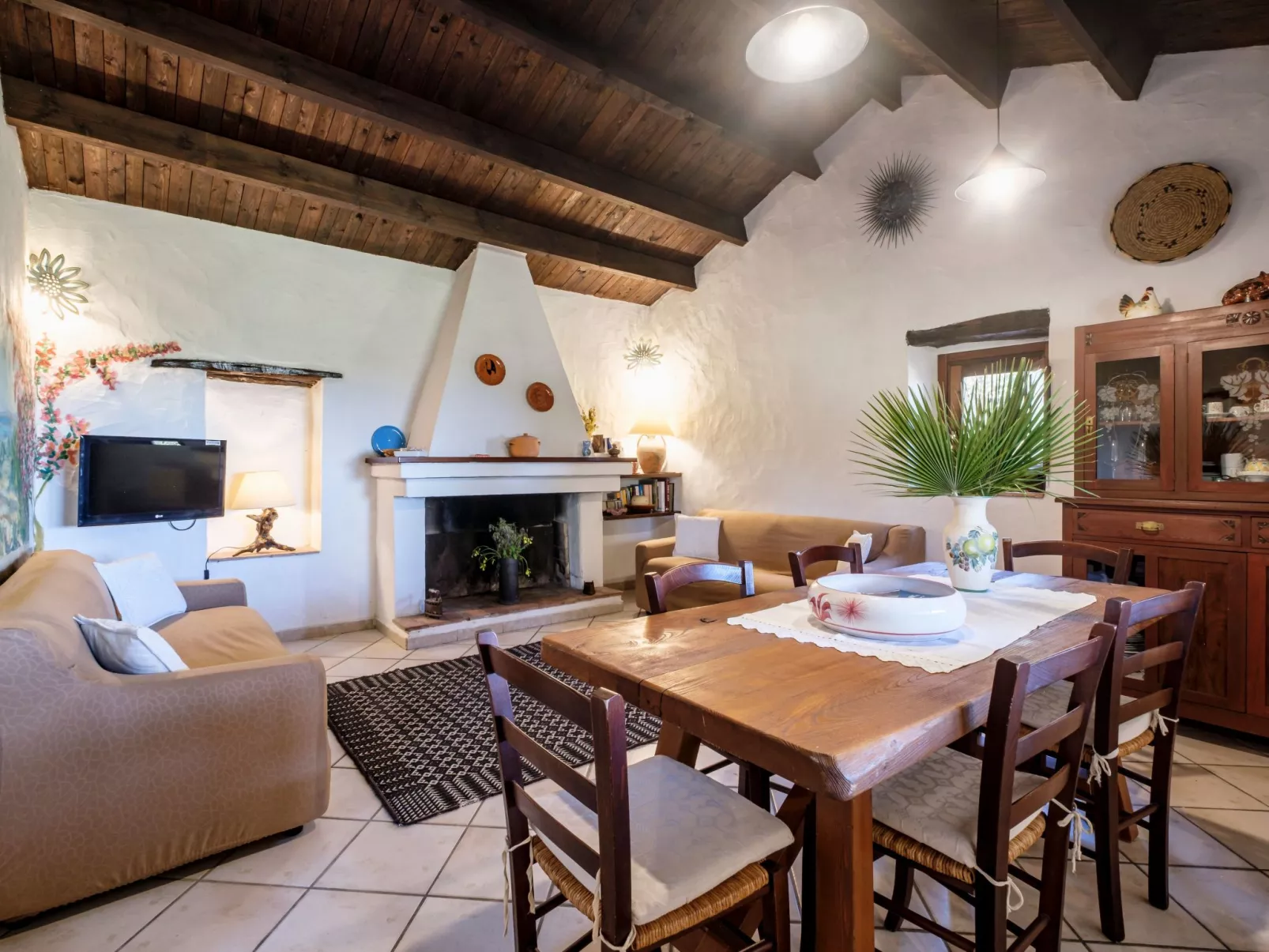 Altes gallurisches Bauernhaus mit Blick auf Olbia - Binnen