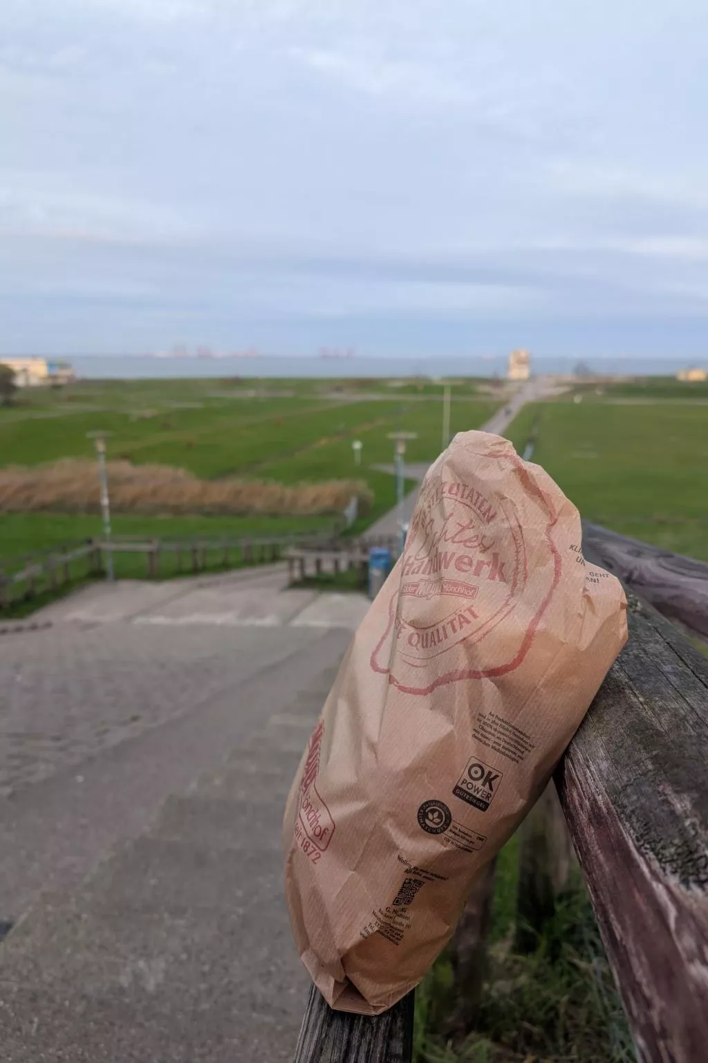 LouJa - Image-tags.info