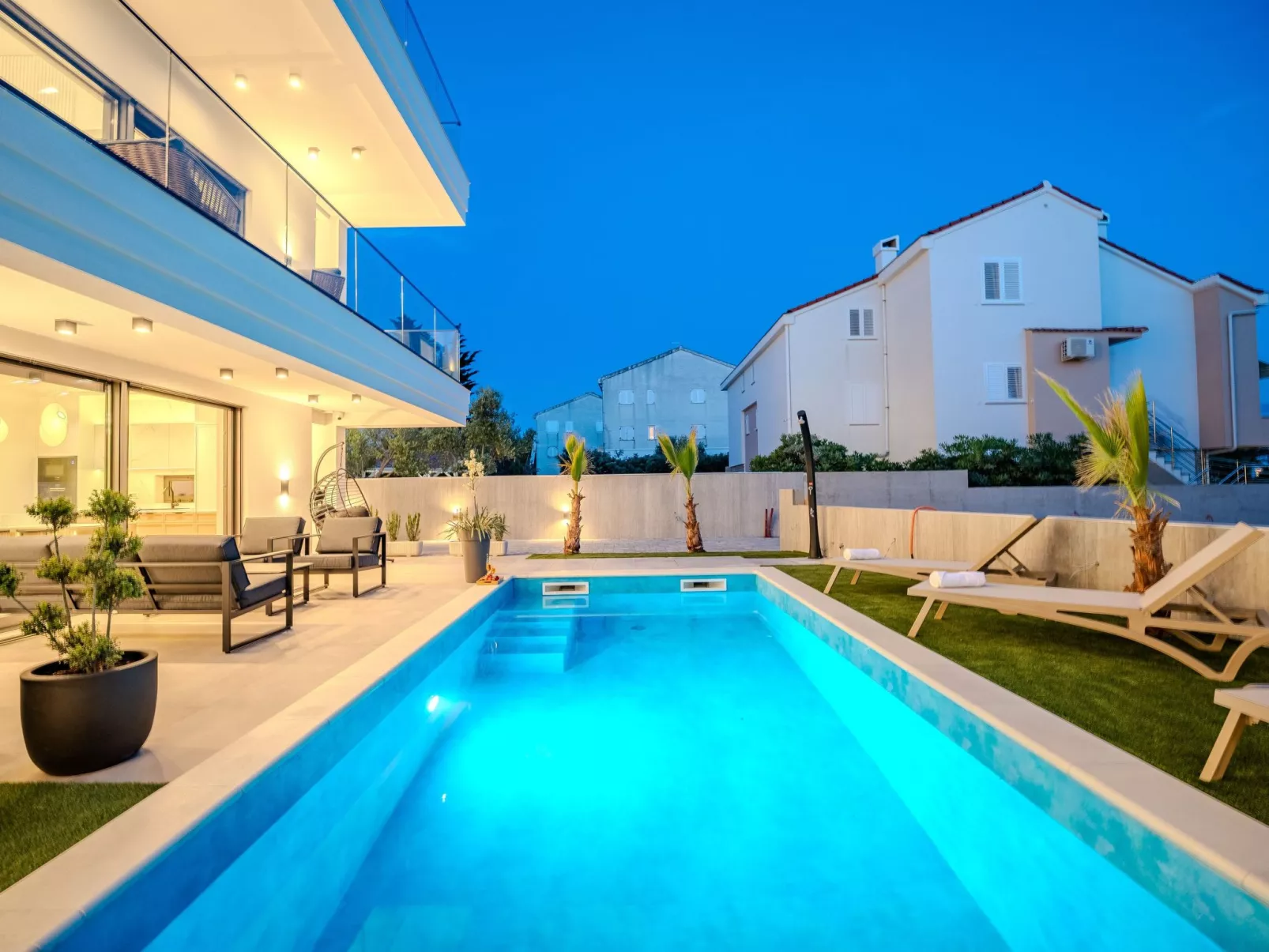 Zwei-Schlafzimmer-Wohnung Dantela mit privatem Pool - Binnen