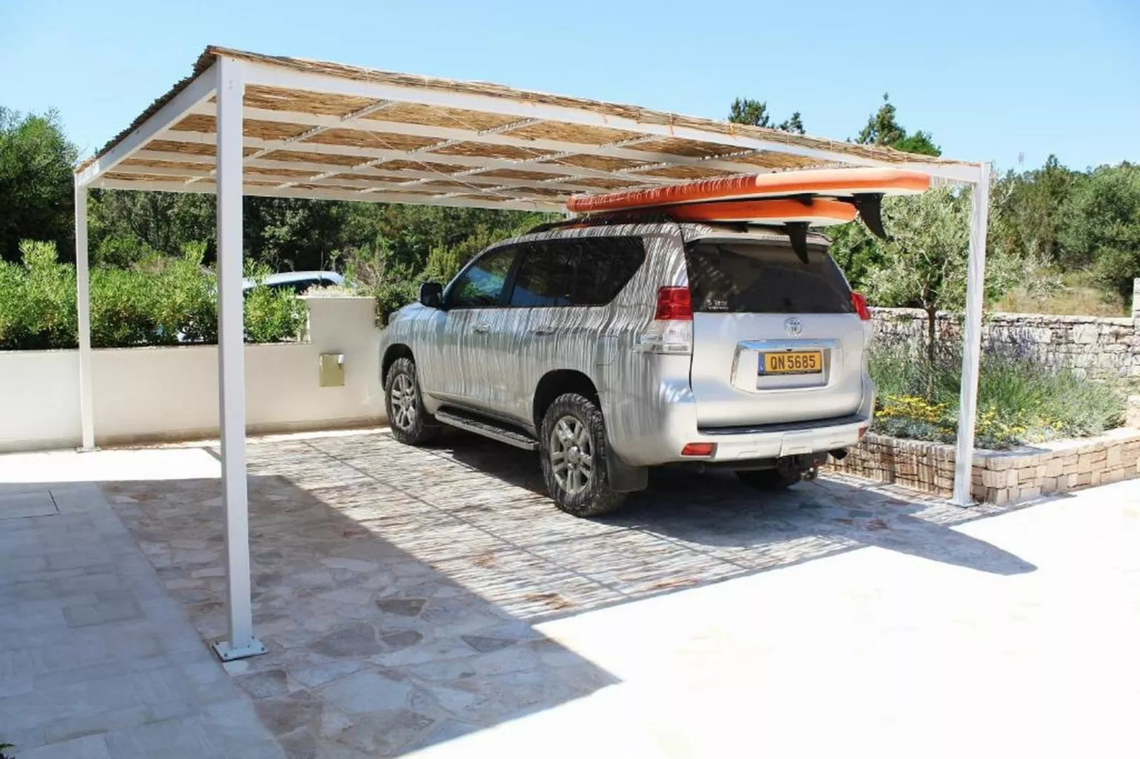 Villa Vera -Three Bedroom Villa with Swimming pool - Parkeerplaats