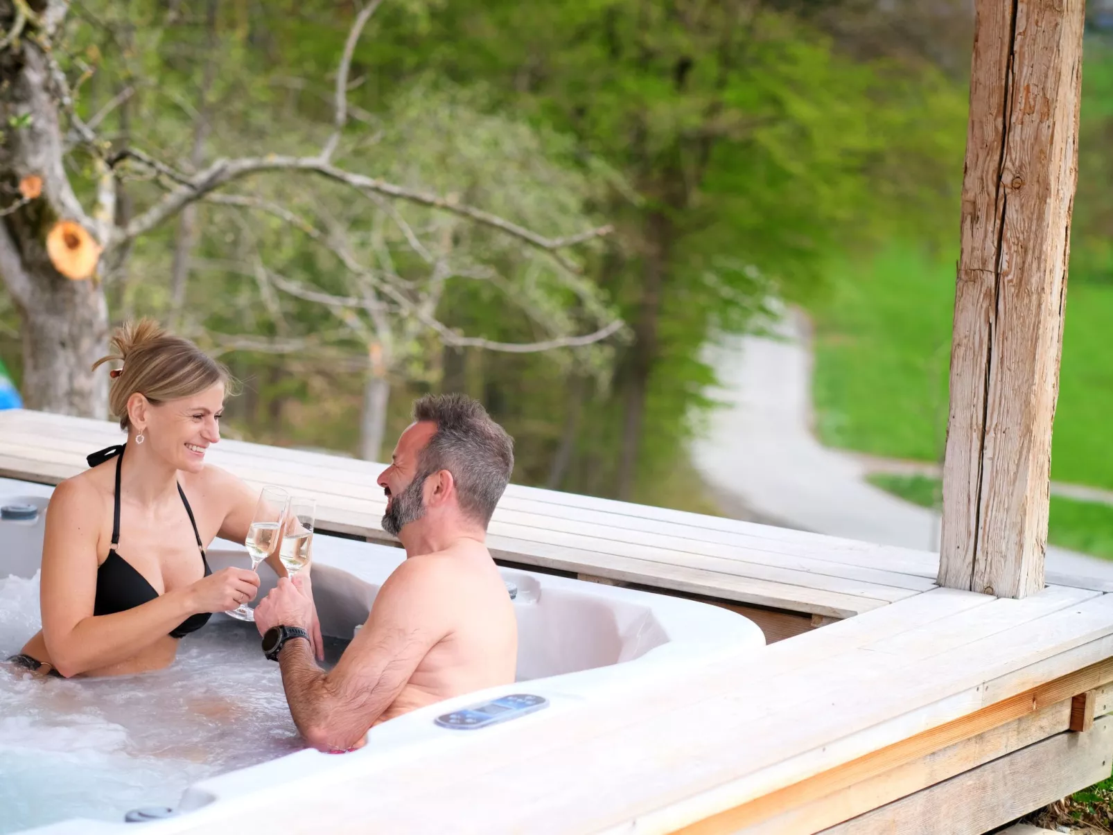 Appartement Apollo in der Wohlfühloase am Trausdorfberg mit Sauna Whirlpoolnutz-Image-tags.info