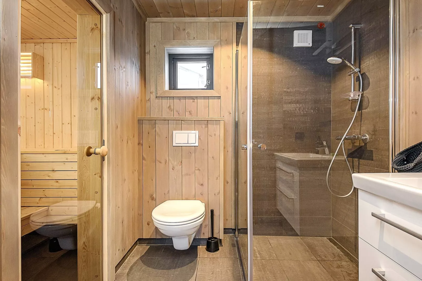 Stijlvolle Cabin Retreat in Varden-By Traum-Sauna