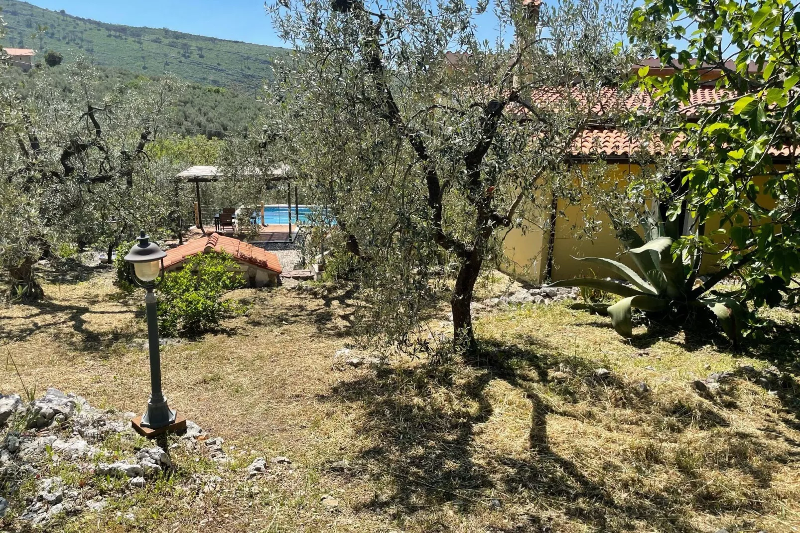 Casa Gialla-Tuinen zomer