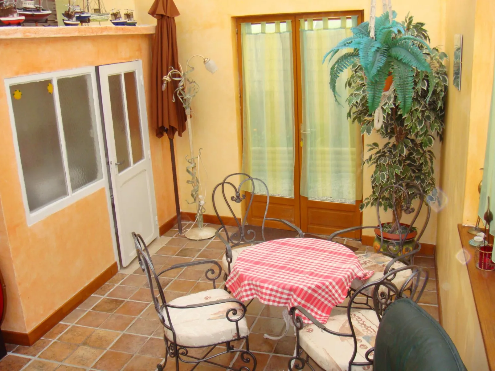 "Garence" mit eigener Terrasse-Binnen