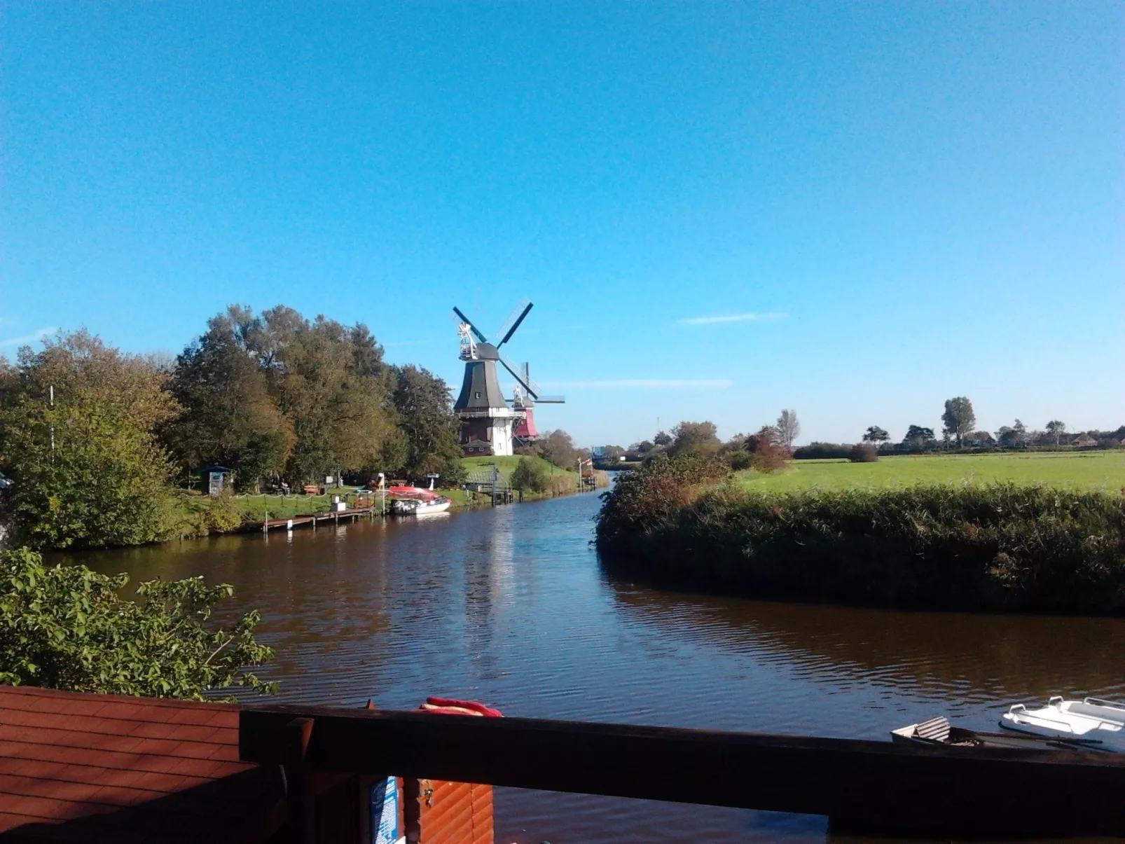 Landgut mit Dachterrasse - Buiten