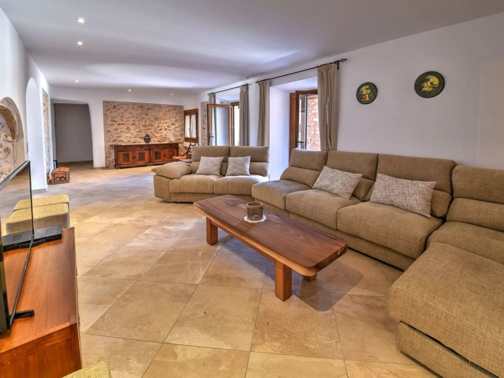 Sonduri - Binnen