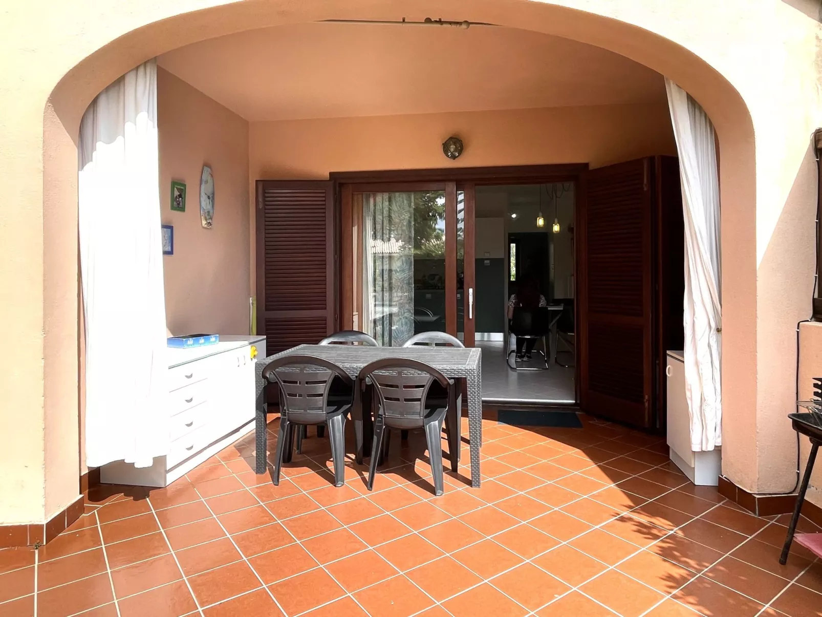 Wohnung "Alter Olivenbaum" mit Garten - Image-tags.info