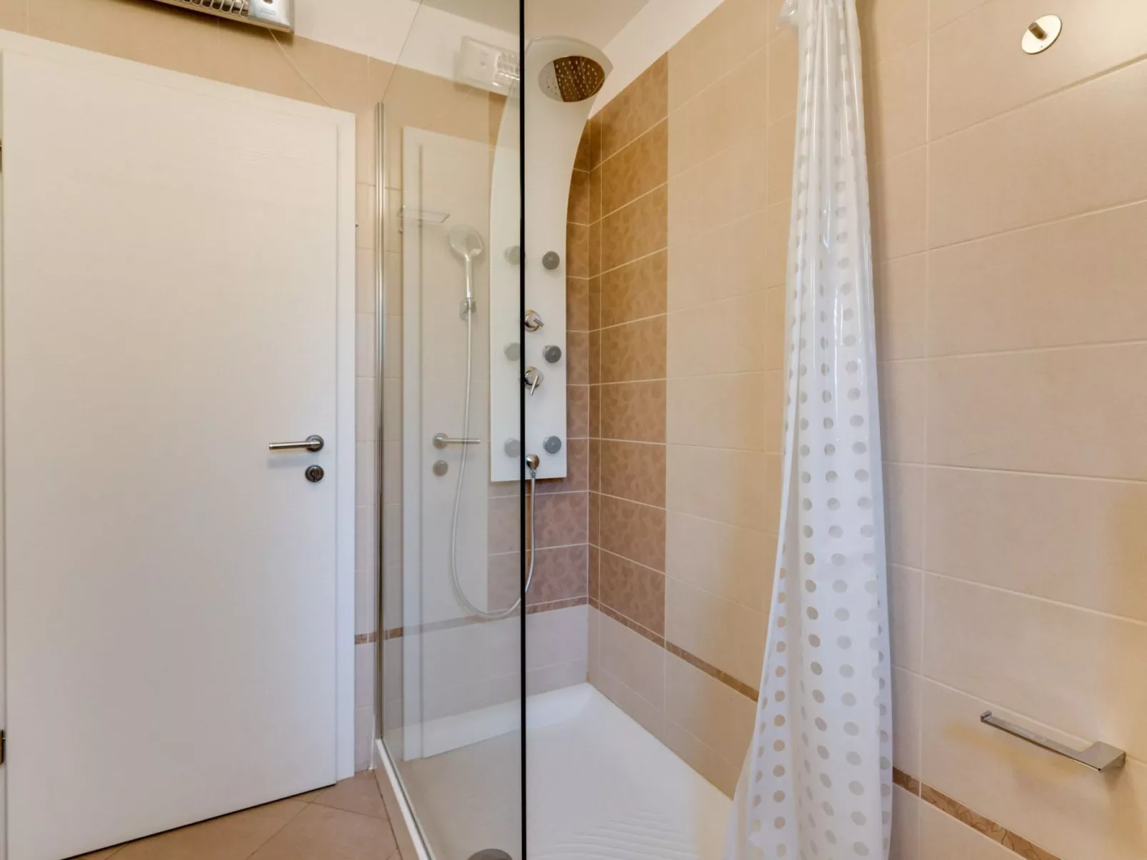 Villa "Oleandar" mit Schwimmbad und Meerblick - Image-tags.info