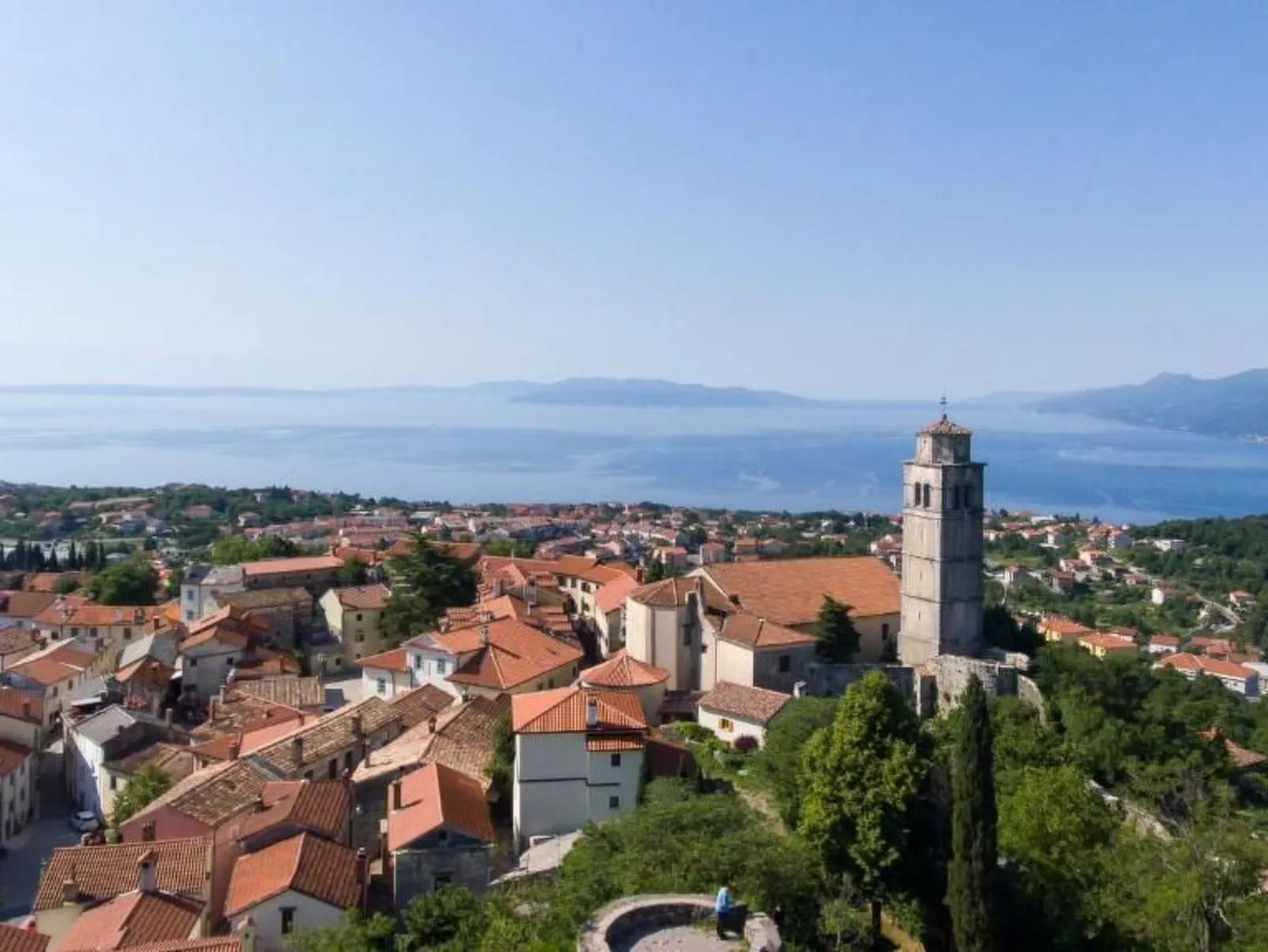 Ferienvilla mit Pool, ruhige Aria - Image-tags.info