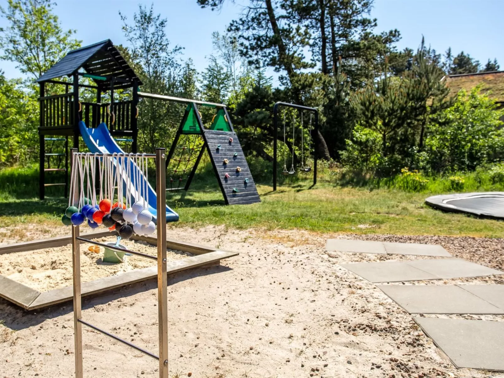 "Menja" - 1.4km from the sea - Buiten