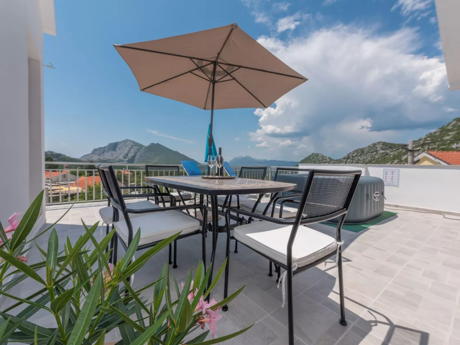 In Gornja Brela mit Sonnenterrasse und Panoramablick - Image-tags.info