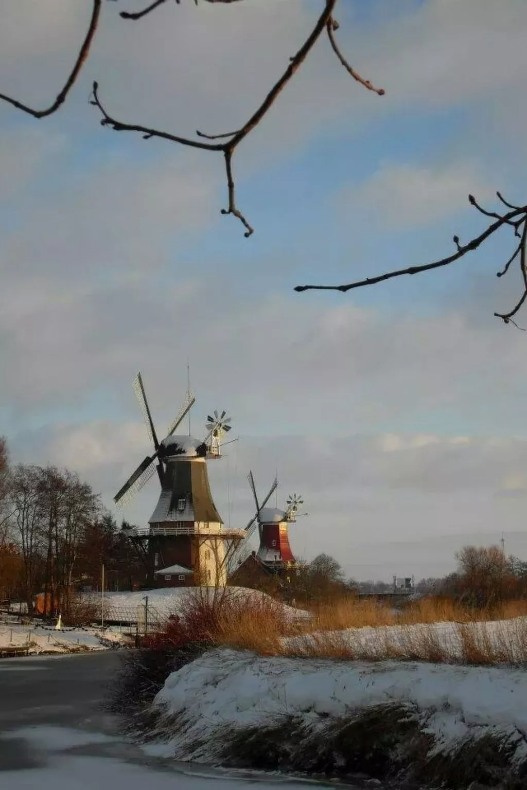 Landgut mit Dachterrasse - Buiten