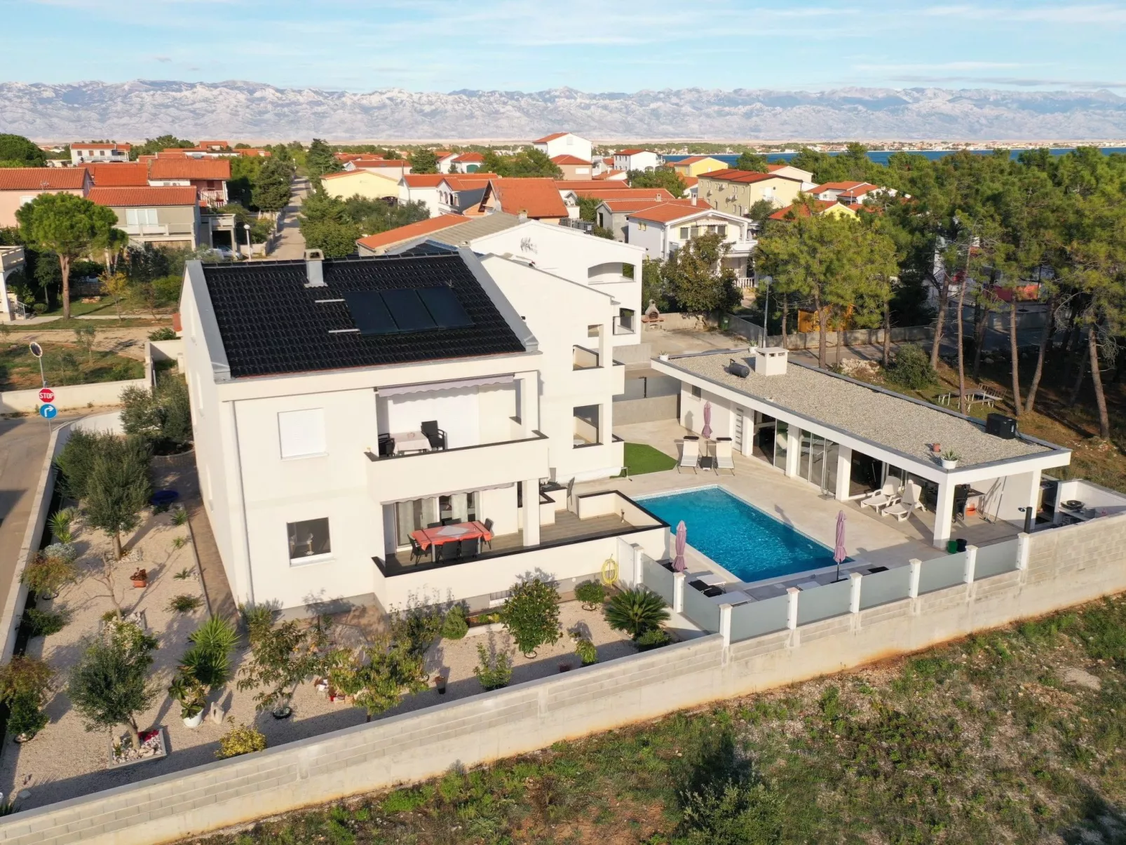 Apartment Olujic 1 - Image-tags.info