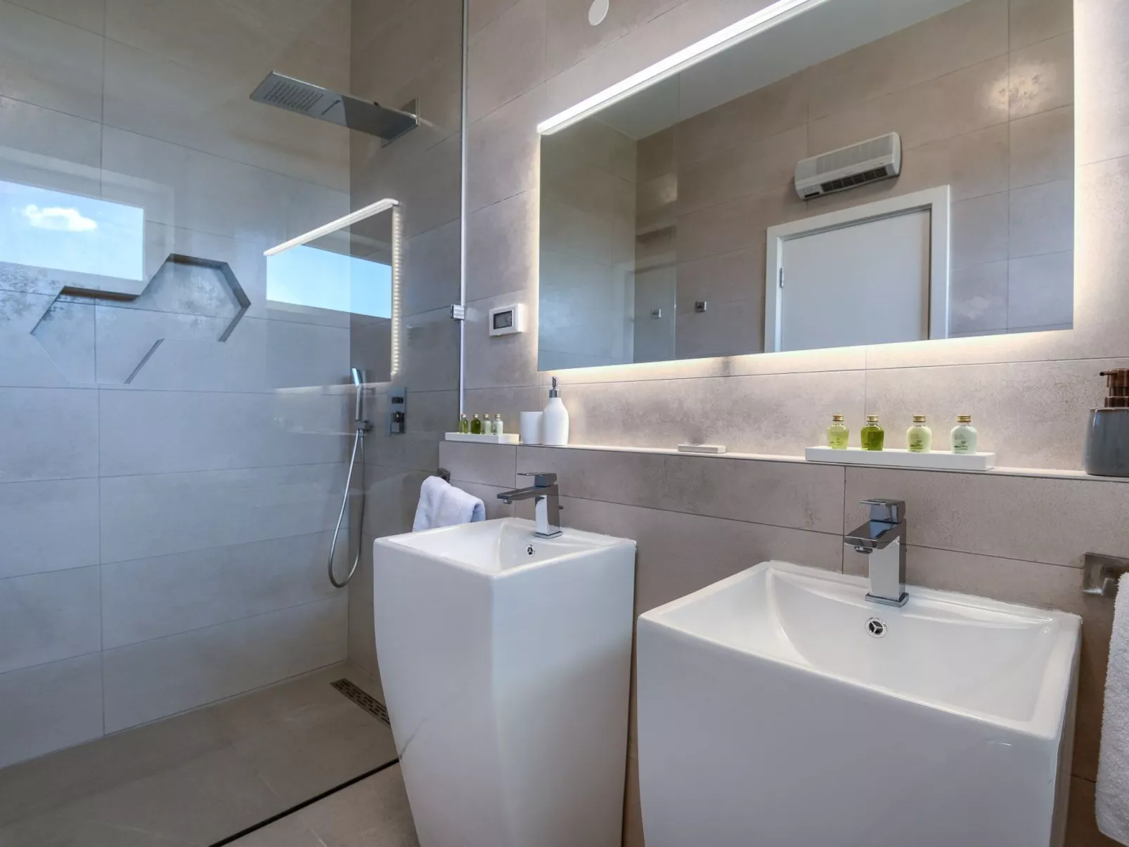 Sommer 'Villa La Dominika - Image-tags.info