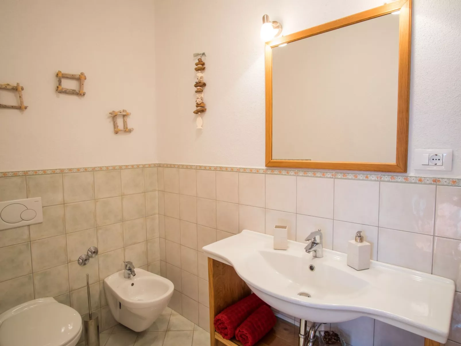 Villa mit Pool, Olivengarten und Meerblick - Image-tags.info