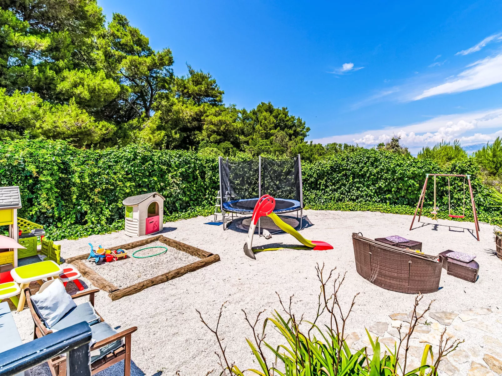 Villa Mutnik - Buiten