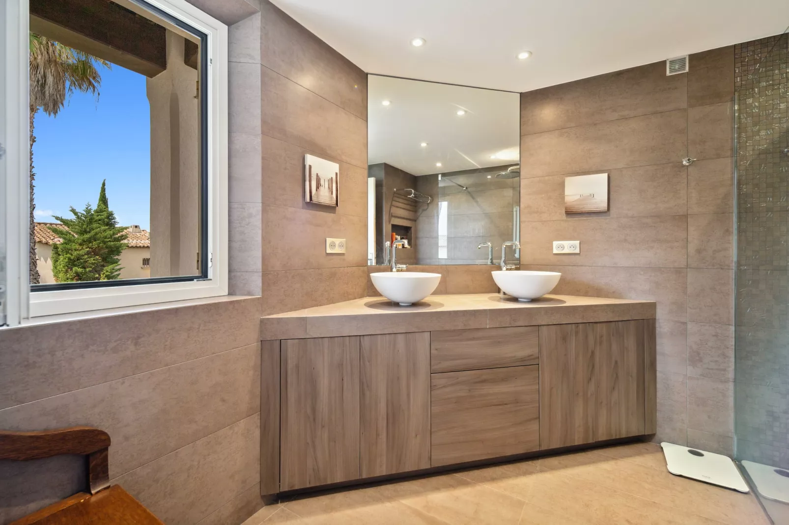 EM-19-TAMARIS - Niet-getagd