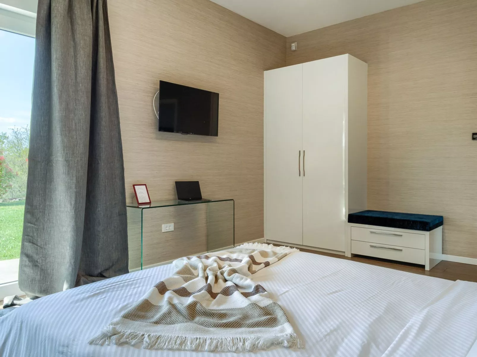 Sommer 'Villa La Dominika - Image-tags.info