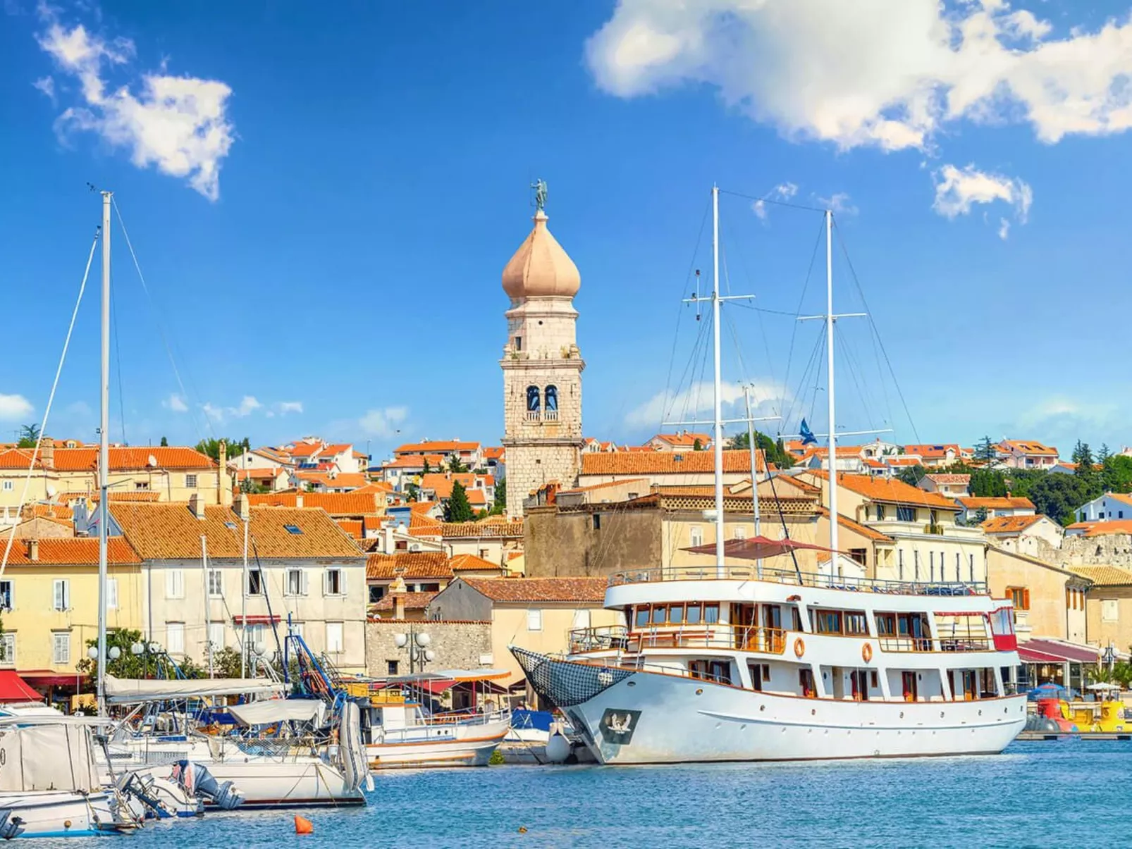 "Lana" mit Schwimmbad - Image-tags.info